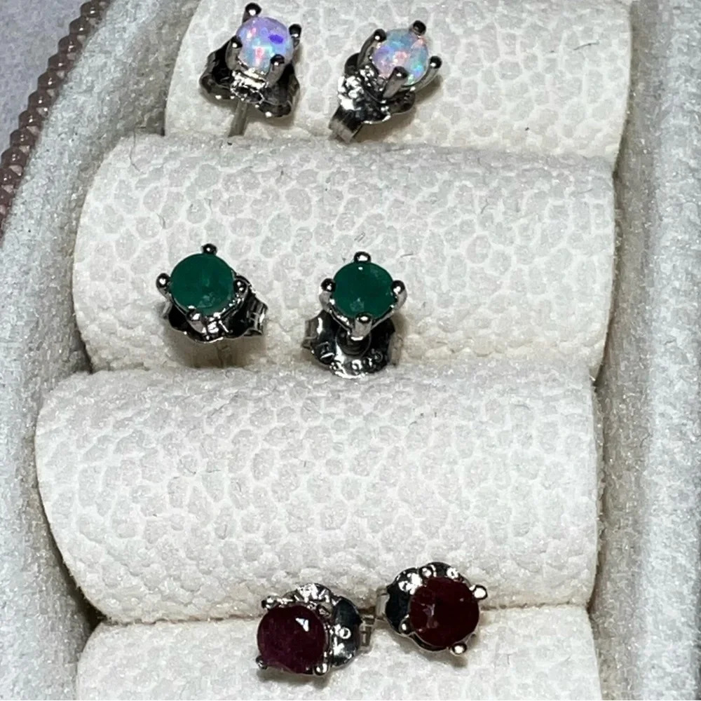 3 Pack of Small Stud Earrings
